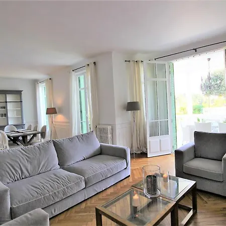 Les Palmiers Villa